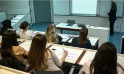 Üniversite adayları dikkat: Popüler bölümlerin kontenjanları düşüyor!