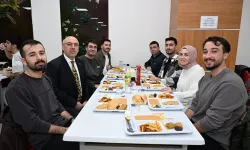 KSÜ İftar Sofrasında Samimi Anlar: Rektör Ak Gençlerle Buluştu