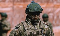 Binbaşı Özçelik Kimdir? Sosyal Medyanın Merak Ettiği İsim