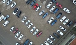 Alman otomotiv devi Volkswagen hedeflerini sert biçimde düşürdü