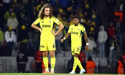 KARAGÜMRÜK–FENERBAHÇE MAÇINDA SKANDAL KARAR MI? Trio yazarları açıkladı: Penaltı ve kırmızı kart verilmeli miydi?