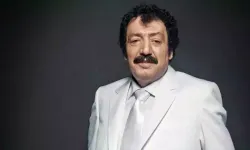 Müslüm Gürses Kimdir? Arabeskin Babasının Bilinmeyen Hayatı