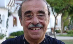 Şevket Altuğ Nerede Yaşıyor? Ekranlara Neden Veda Etti? Dev Arşivle Şevket Altuğ Kariyeri