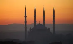 2026 KADİR GECESİ NE ZAMAN? Diyanet takvimi ile kesin tarih belli oldu