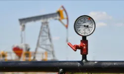 Petrol piyasasında tarihi ters köşe: WTI fiyatı 4 yıl sonra Brent'i solladı!