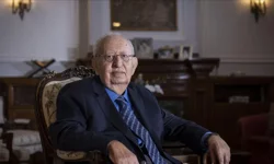 Dilek Cindoruk kaç yaşında ve nereli? Hüsamettin Cindoruk’un eşi hakkında bilgiler