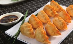 Mutfakta Asya Rüzgarı: Tek Bir Tavada İki Farklı Dünya Guotie