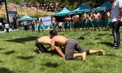 Kahramanmaraş'ta Pehlivanlar Geçidi: Dereköy'de Kazanan Ata Sporu Oldu!