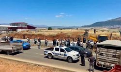 Kahramanmaraş’ta Kaçak Yapı Tepkisi: Batı Köyleri Yolu Ulaşıma Kapatıldı