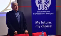 Prof. Dr. Sencer Yeralan Kimdir? Akademik Kariyeri ve Başarıları