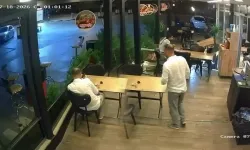 Kocaeli Karamürsel'de Feci Kaza: Kontrolden Çıkan Motosiklet Lokantaya Daldı!