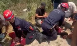 Sulama kanalına devrilen otomobildeki anne ve oğlu hayatını kaybetti