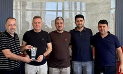 İş insanı Musa Özkök'ten İstiklalspor'a büyük destek