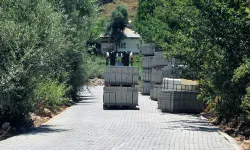 Toza ve Çamura Son! Kahramanmaraş Büyükşehir’den Kavşut’a Kilit Parke Atağı