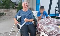 Adıyaman'da Köpeklerin Saldırdığı Anne Ve Oğlu Yaralandı