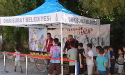 Camiler Çocuk Sesleriyle Şenlendi, Onikişubat Belediyesi Hediyelerle Yüzleri Güldürdü
