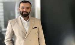 Samet Özkaş kimdir, siyasi kariyeri nedir? Özkaş'ın hayatı