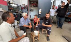Sanayi Sitesinde Mola Veren Esnafa Özel Türkü Konseri