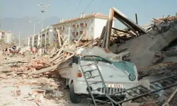 17 Ağustos depreminde kaç kişi öldü? 1999 Gölcük Depremi saat kaçta oldu, kaç büyüklüğündeydi?