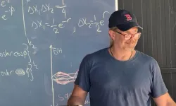 Prof. Dr. Mete Atatüre Kimdir, Kaç Yaşında? Duygu Sarışın ve Mete Atatüre Evleniyor mu?