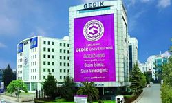 2026-2027 İstanbul Gedik Üniversitesi Ücretleri: Lisans ve Önlisans Bölüm Fiyatları Ne Kadar?
