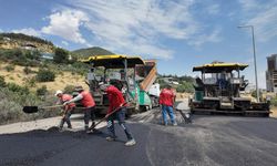 Kahramanmaraş'ta 4 İlçede Asfalt Çalışmaları Sürüyor