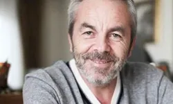 Erol Olçok Kimdir, Neden Şehit Oldu? AK Parti’nin İsim ve Logo Mimarı Erol Olçok’un Hayatı