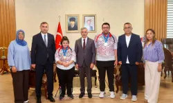 Kahramanmaraş Valisi Ünlüer, dünya şampiyonu Zeynep Sude Bilginer’i ağırladı