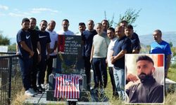İstiklalspor’un Erzincan’da ilk durağı Hakan Doğan’ın kabri oldu