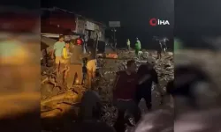 Endonezya'da Sel Felaketi: 1 Ölü, 4 Yaralı