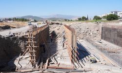 Kahramanmaraş Büyükşehir'den Karşıyaka'ya 4 Şeritli Köprü