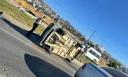 Kahramanmaraş Batı Çevre Yolu'nda Otomobil Devrildi
