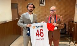 CİHAT YAYCI PAŞA’DAN KAHRAMANMARAŞ İSTİKLALSPOR’A DESTEK ZİYARETİ