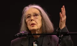 Anne Carson Kimdir, Kaç Yaşında? 2026 Nobel Edebiyat Ödülü Sahibi Hakkında Bilgiler