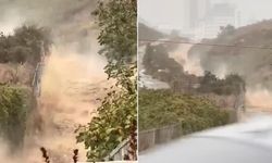 İstanbul'da Şiddetli Yağış: Başakşehir'de Dere Taşarak Yolları Yuttu