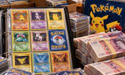 Tavan Arasından Çıkan Pokemon Kartları Servet Getirdi