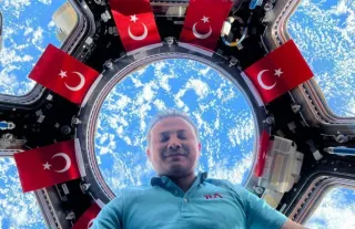 Alper Gezeravcı, uzaydan dünyaya dönüş için geri sayıma başladı: Saati açıklandı!