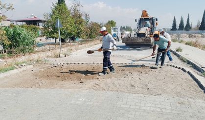 Kahramanmaraş Büyükşehir Belediyesi, Yürüyüş Yolları ve Refüjleri Yeniliyor