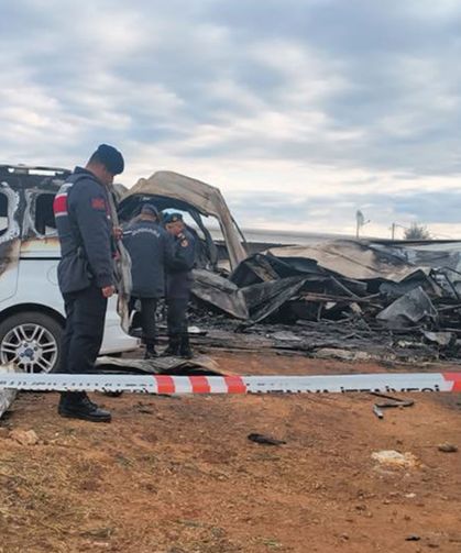 Antalya'da prefabrik evde yangın faciası: 7 aylık hamile anne ve çocuklarından acı haber