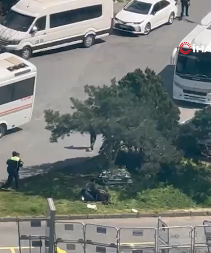 Son Dakika: İstanbul'da Konsolosluk Önünde Silah Sesleri! Ölü ve Yaralılar Var