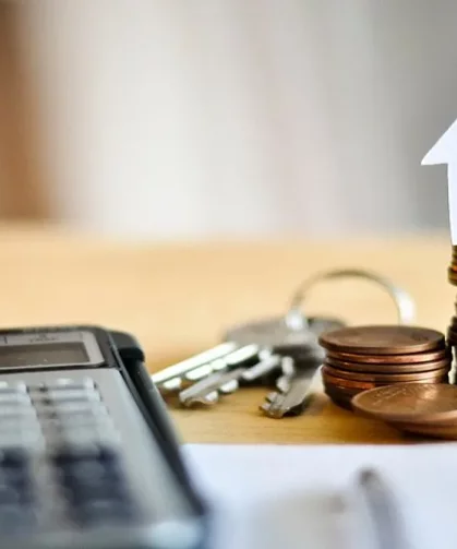 Milyonlarca kiracı ve ev sahibine müjde: Aidat artışına Meclis freni