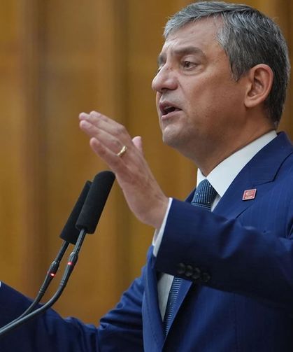 CHP'de tarihi grup toplantısı! Özgür Özel'den flaş açıklamalar