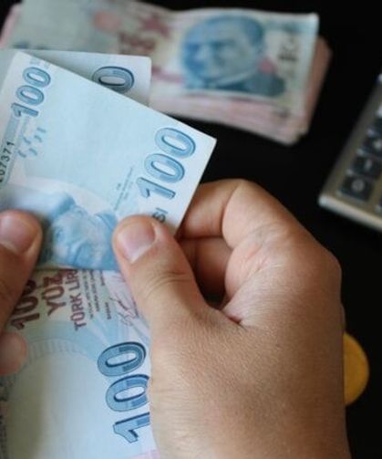 Mesai Saatleri Dışı Eğitimlerde Yeni Dönem: Artık Fazla Mesai Ücreti Ödenecek
