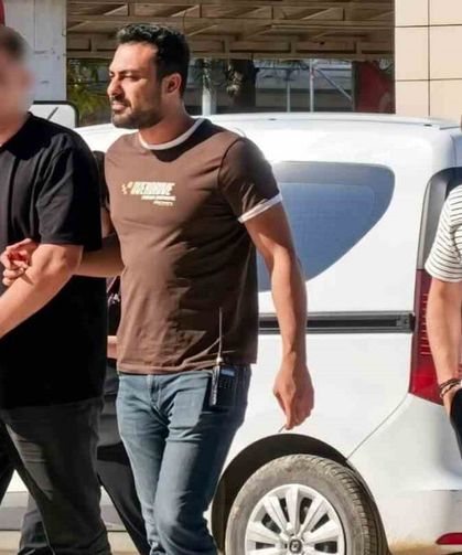İnegöl'de Şok Olay! Arkadaşını Silahla Tehdit Edip Borcunu Ödettirdi