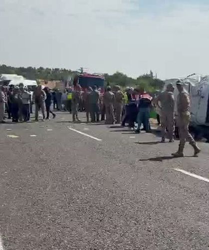 Lice’de nişan yolculuğu kazayla sona erdi: 5 ölü, 11 yaralı