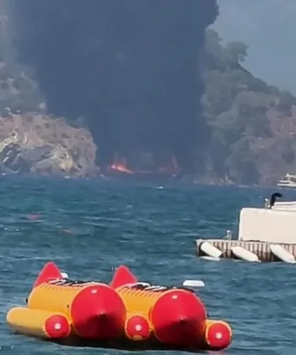 Fethiye Açıklarında Tekne Yangını: 115 Kişi Sağ Salim Tahliye Edildi