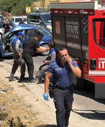 Eskişehir'de Zincirleme Trafik Kazası: 1 Ölü, 1 Yaralı