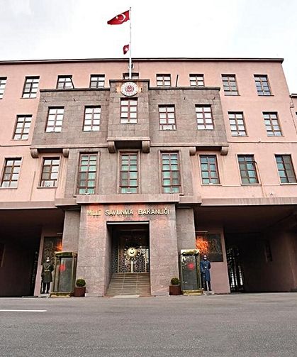 Milli Savunma Bakanlığı'ndan sert tepki: Meis Adası'nın statüsüne aykırı adımlar kabul edilemez