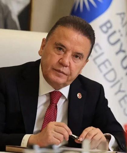 Muhittin Böcek soruşturmasında ağır iddialar: Dosyada grup ilişki suçlaması yer aldı