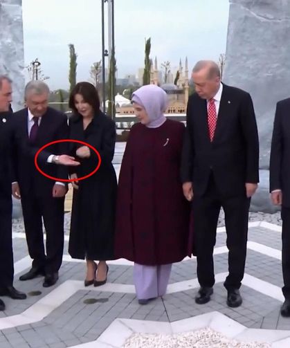 Azerbaycanlı Bakan'dan Beştepe'de Zarif Jest